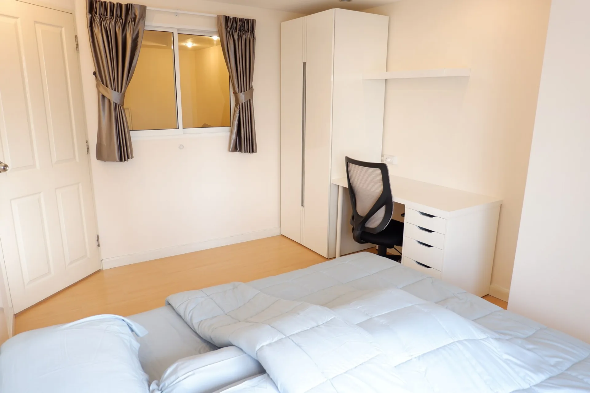 Property photos for Zenith Place  Sukhumvit 71