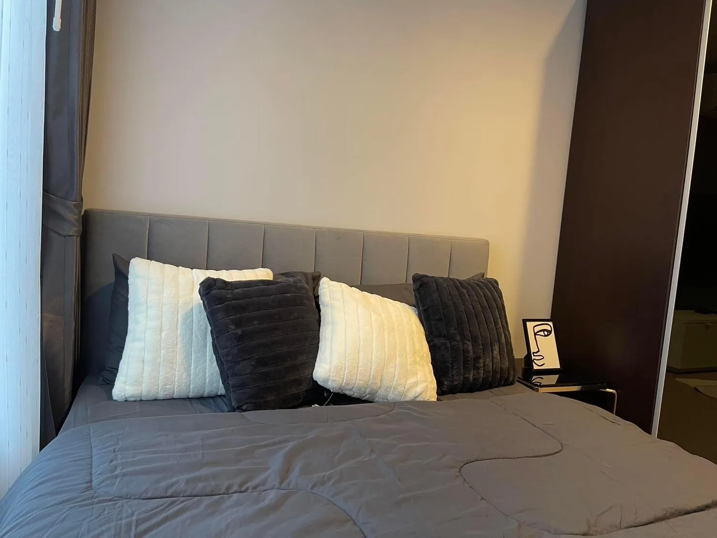 Property photos for Life Asoke Hype