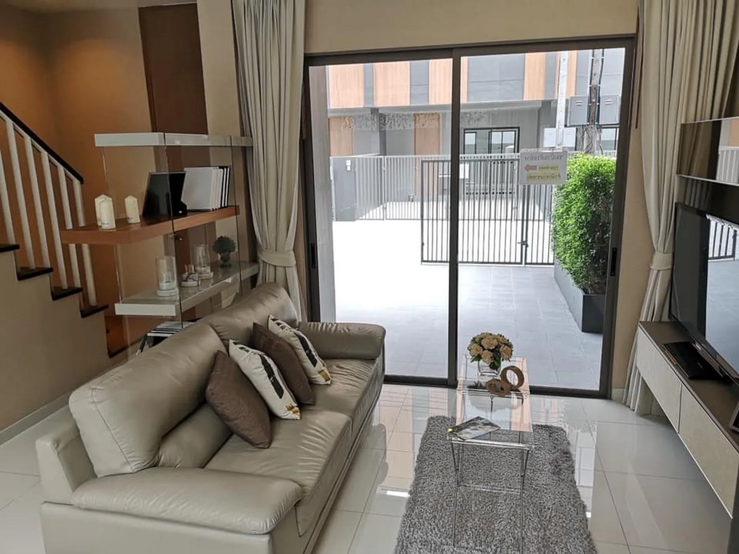 Property photos for The Tierra Ladprao 71