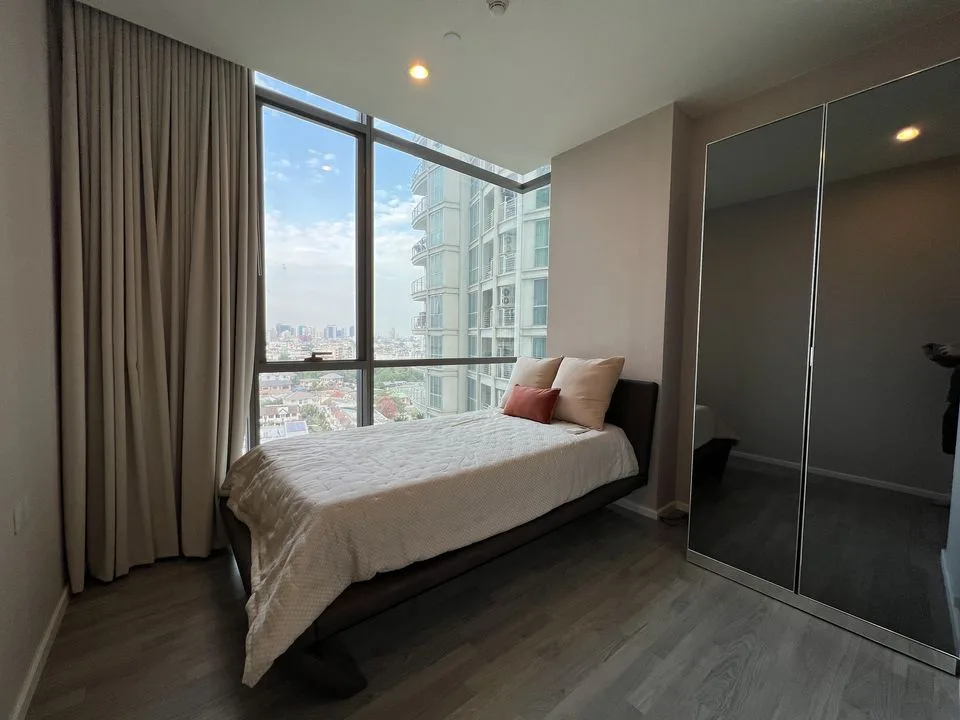 Property photos for The Room Sukhumvit 69