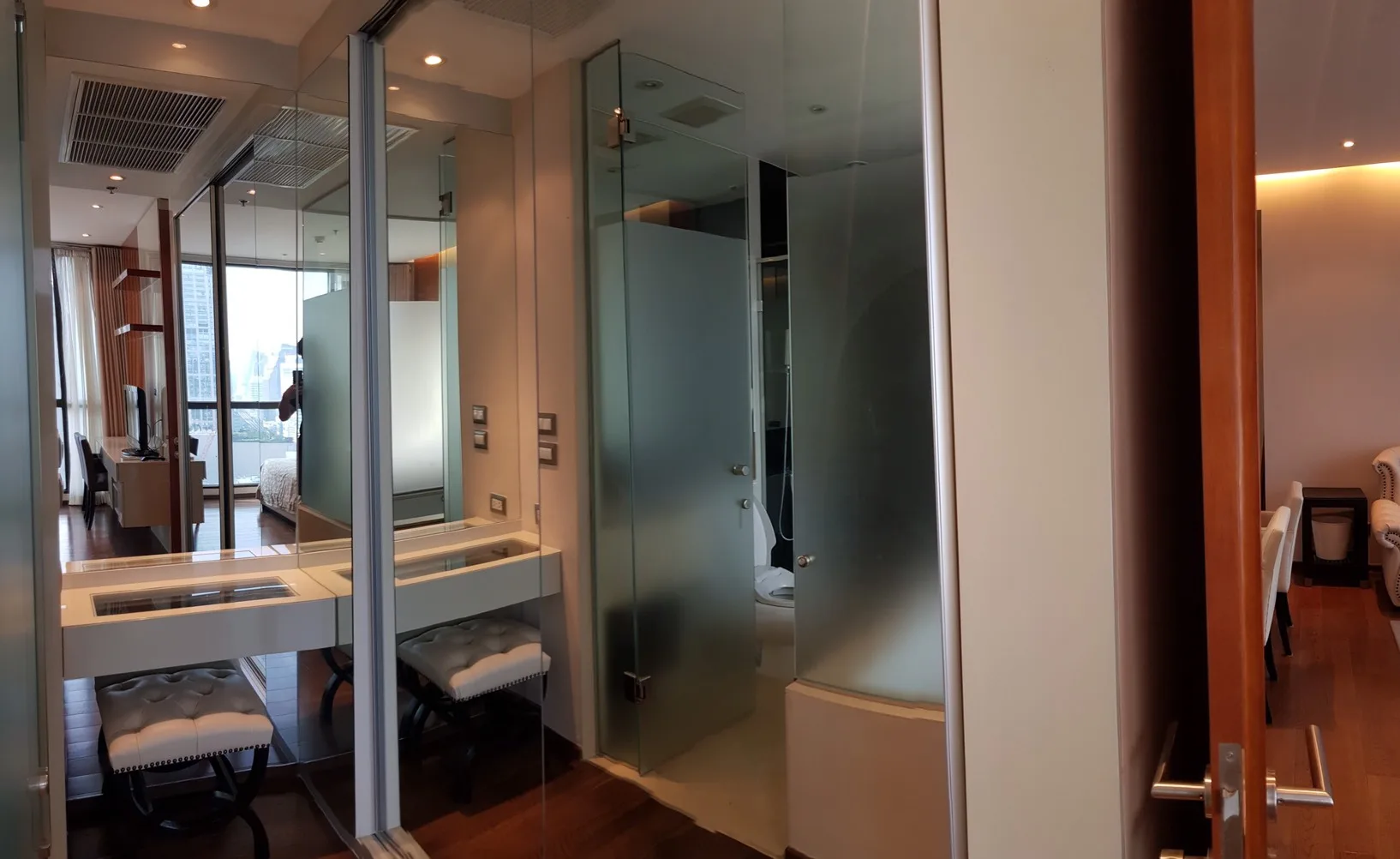 Property photos for The Address Sukhumvit 28