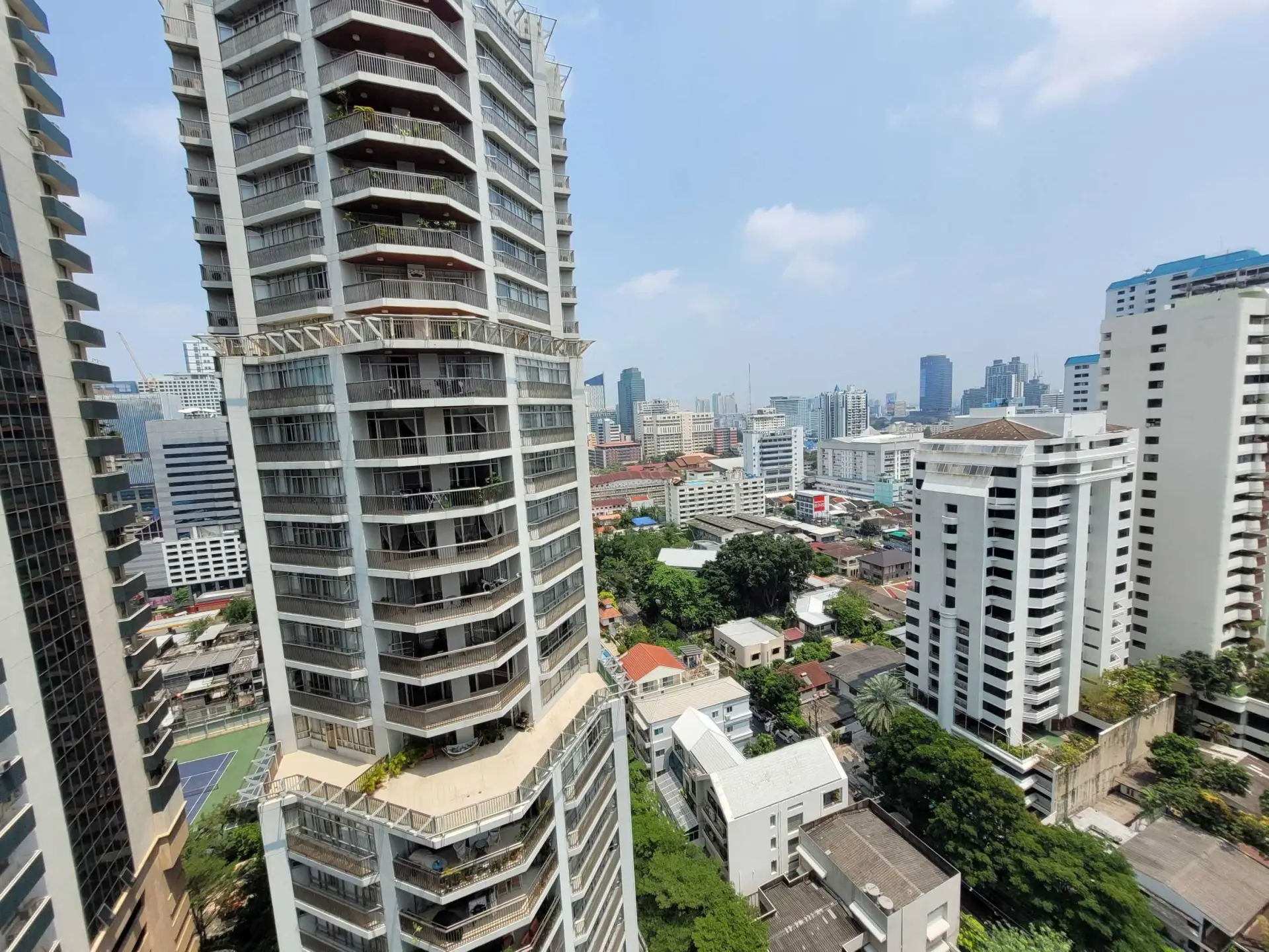 Property photos for Prasanmitr Thani Tower
