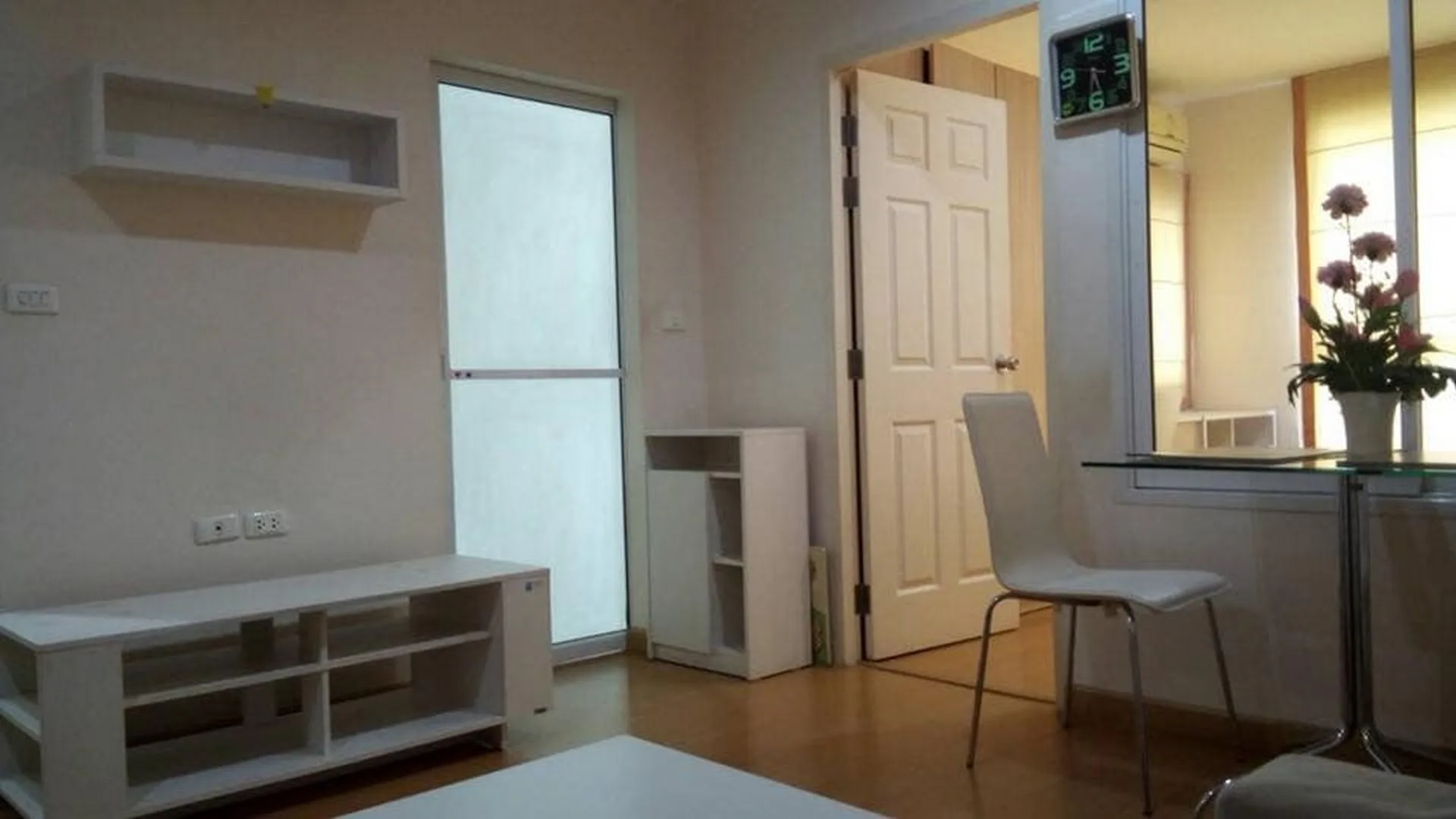 Property photos for Life @ BTS Tha - Phra
