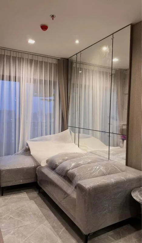 Property photos for Life Asoke Hype