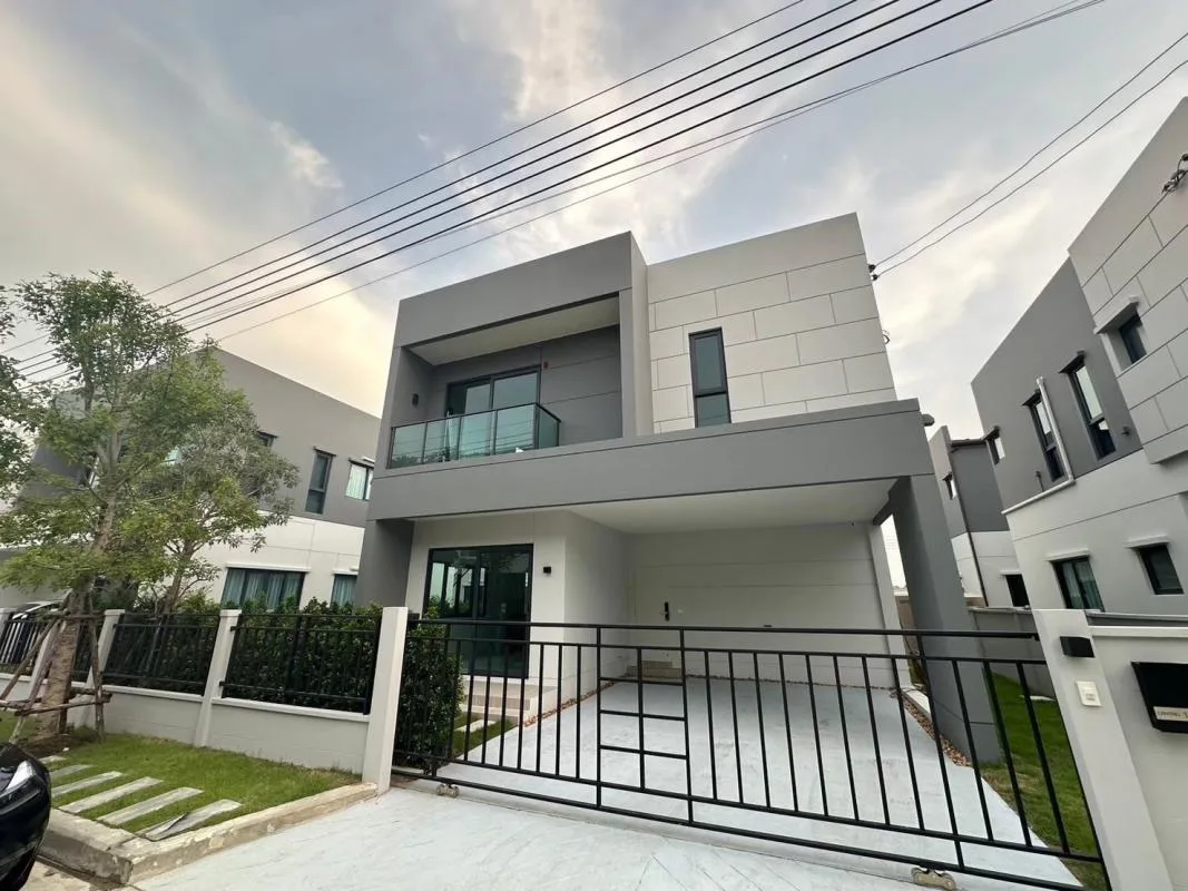 Property photos for Centro Bangna - Km.7