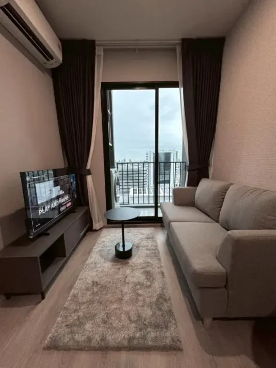 Property photos for Nue District R9