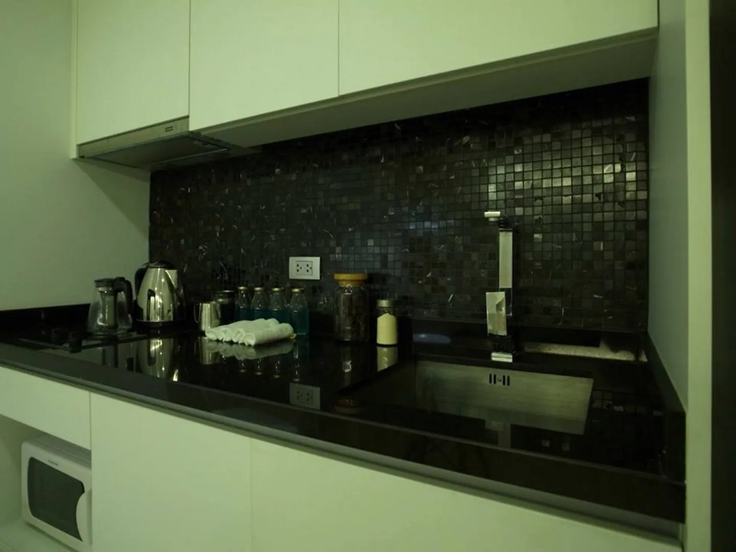 Property photos for Xvi - The Sixteenth Condominum