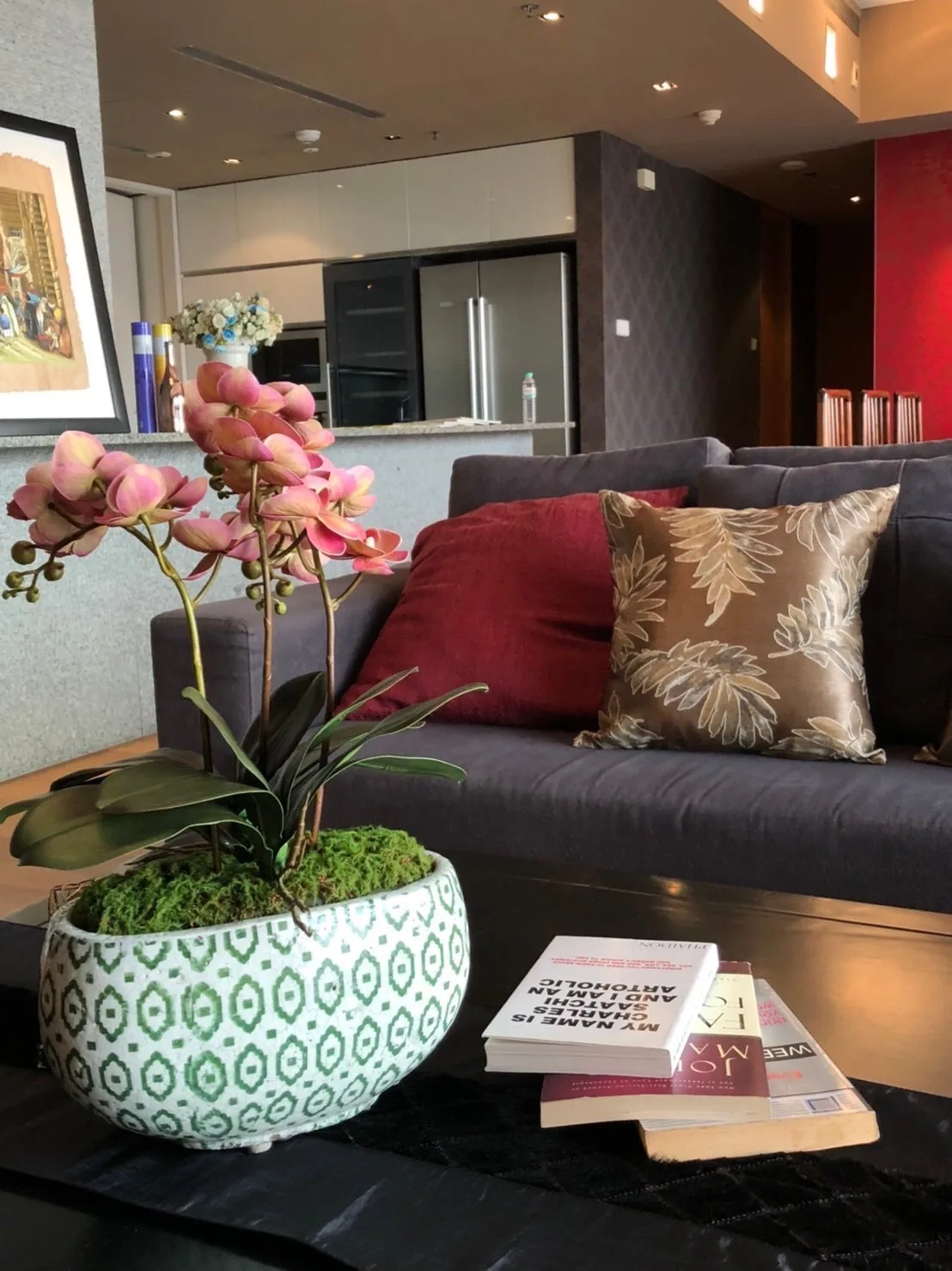 Property photos for The Met