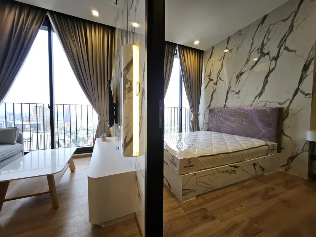 Property photos for Noble Around Ari