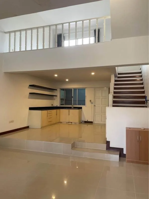 Property photos for Grand Ville On Nut 80