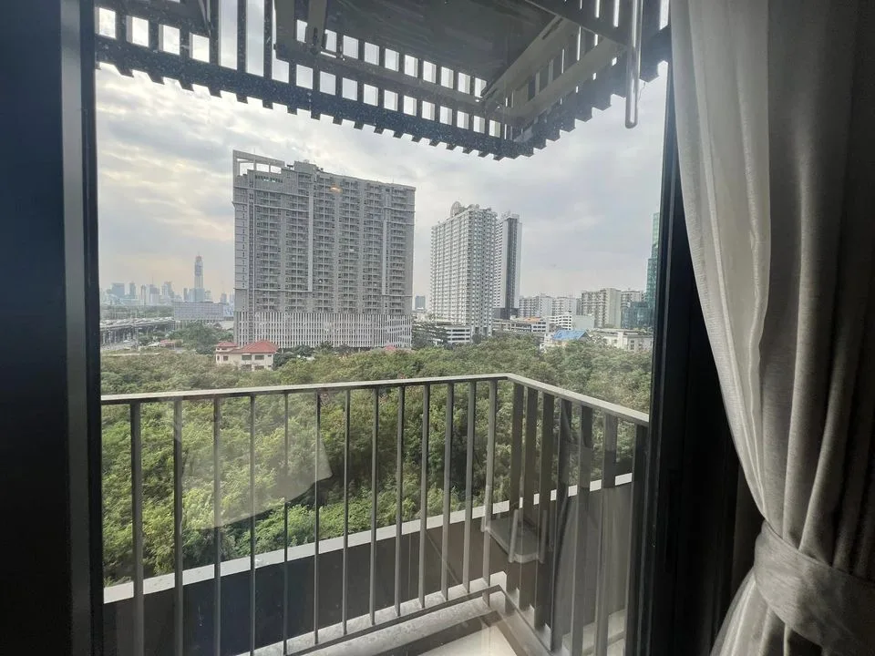 Property photos for Life Asoke Hype