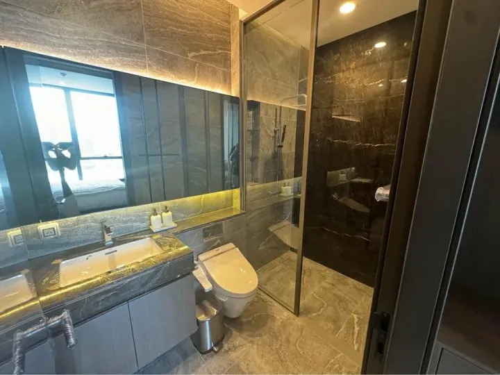 Property photos for The Esse Sukhumvit 36