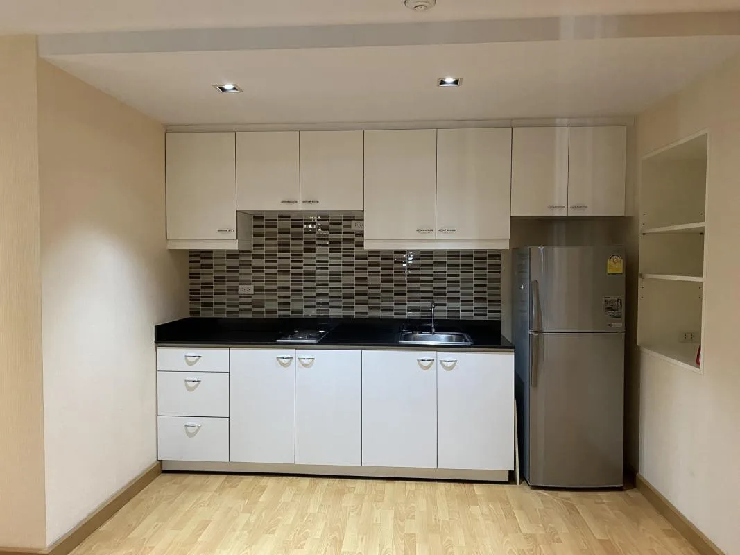 Property photos for Nantiruj Tower