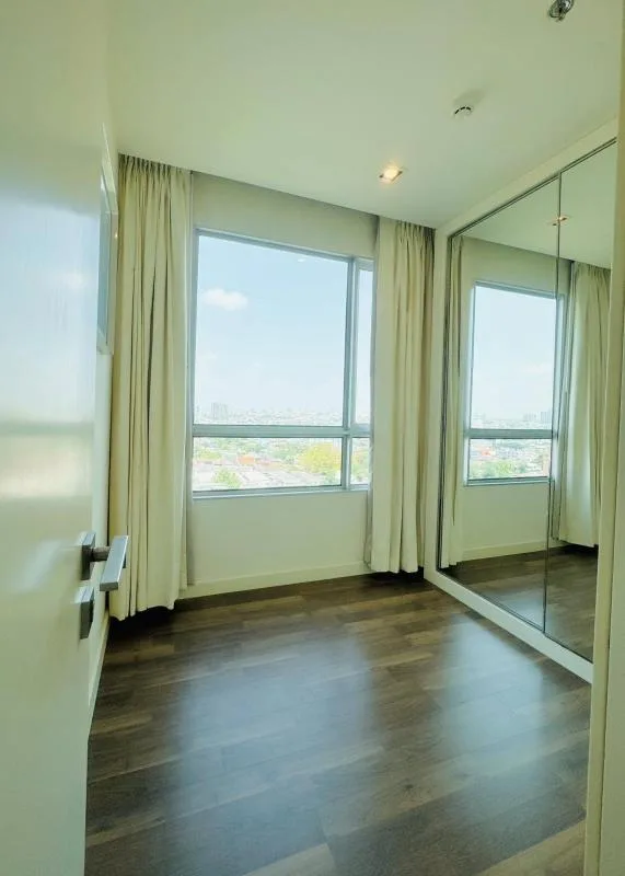 Property photos for The Room Sathorn - Taksin