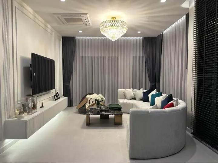 Property photos for Grand Bangkok Boulevard Krungthepkritha