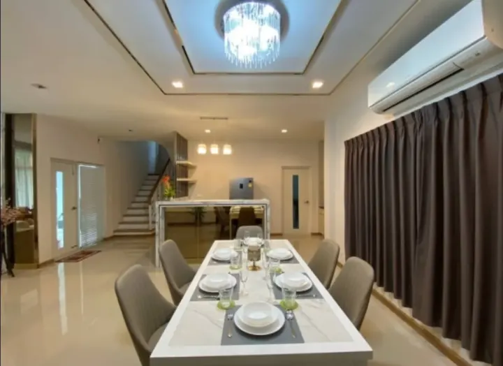 Property photos for Casa Premium On Nut-Wongwaen