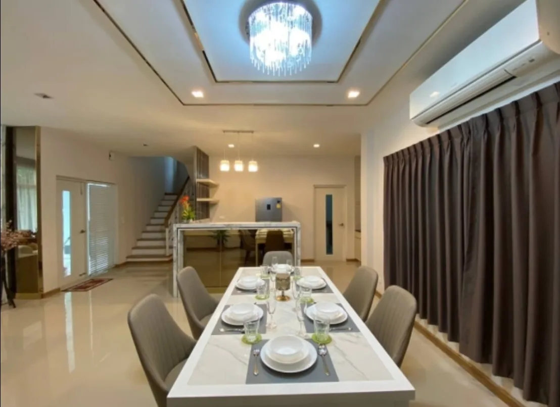 Property photos for Casa Premium On Nut-Wongwaen
