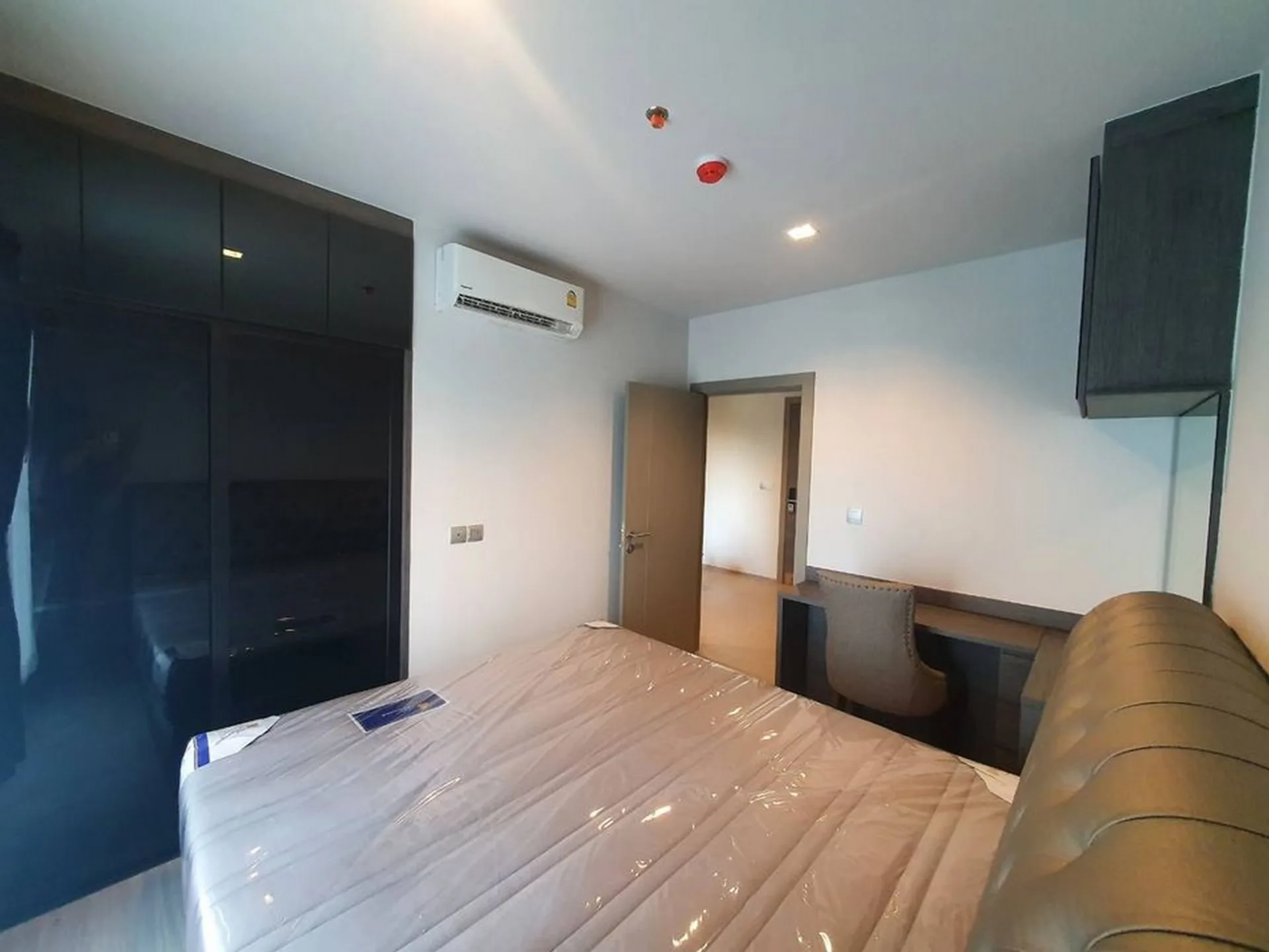 Property photos for LIFE Asoke - Rama 9