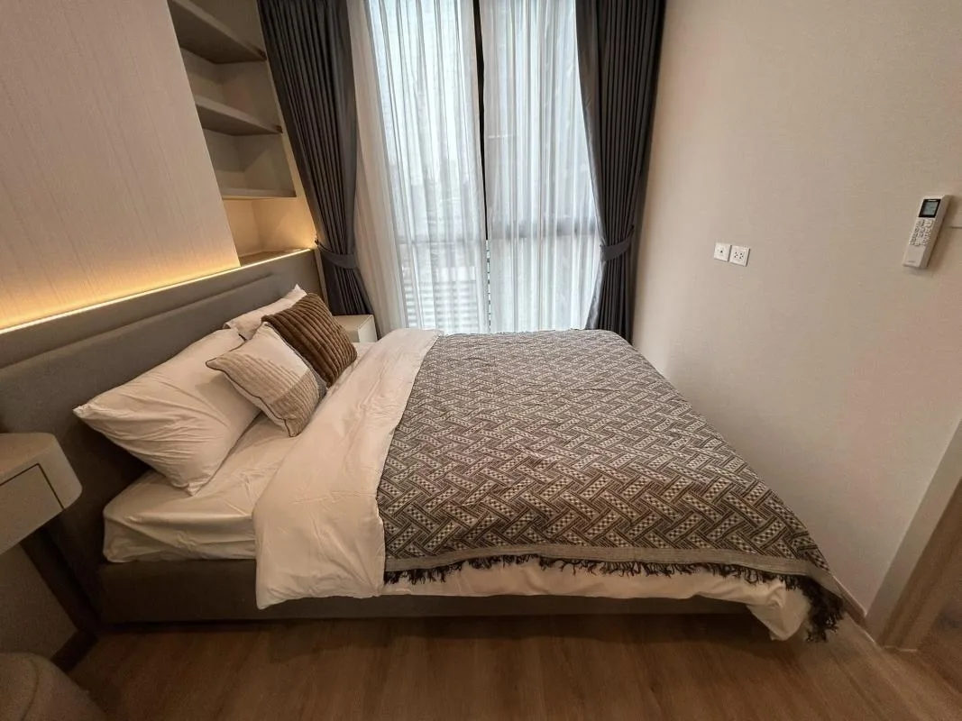 Property photos for Nue District R9