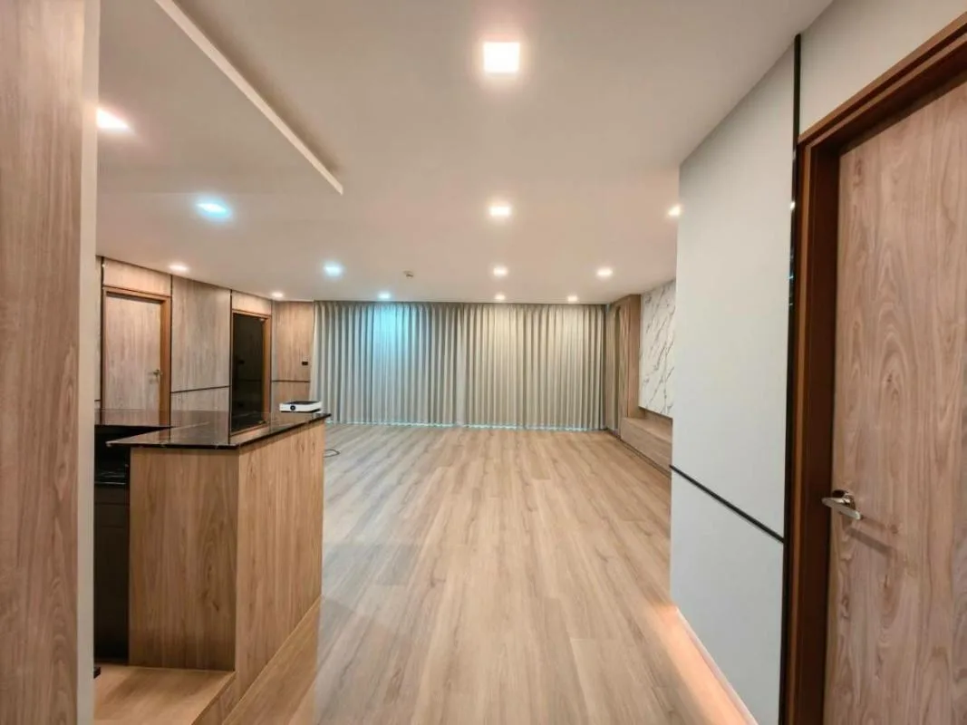 Property photos for Somkid Gardens