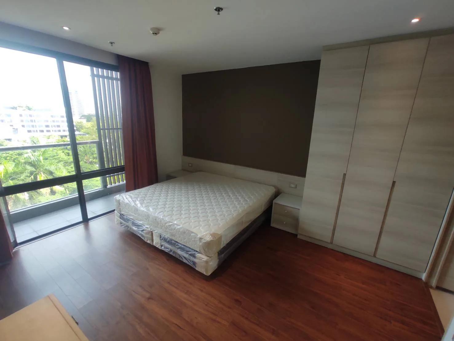 Property photos for Baan Santisuk Sukhumvit 38