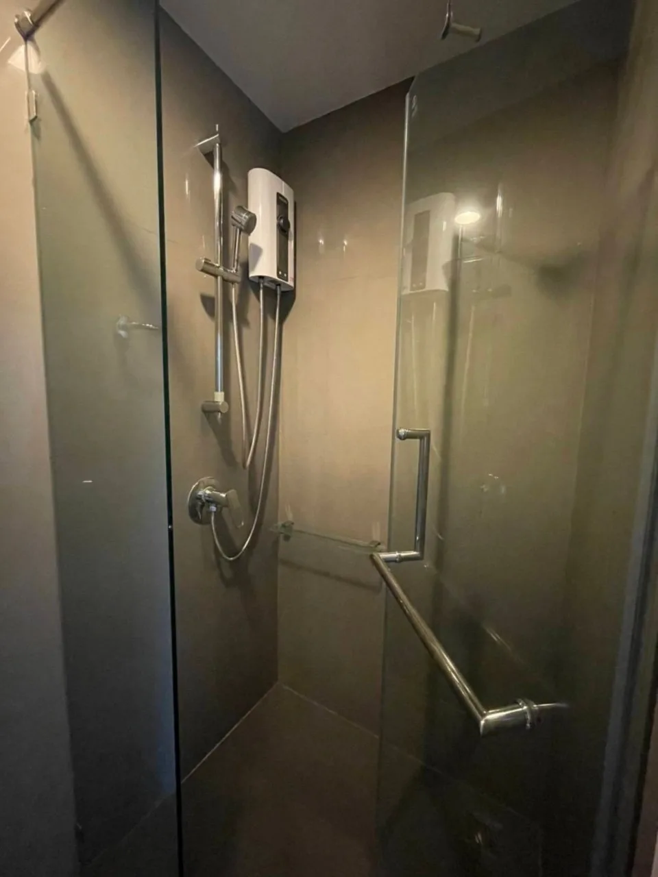 Property photos for The Crest Sukhumvit 34