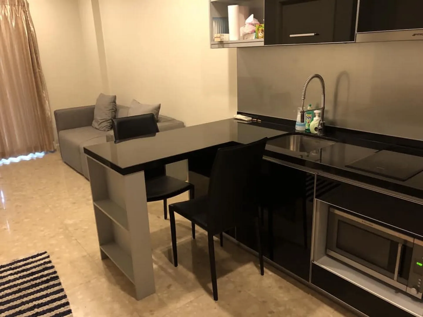Property photos for The Crest Sukhumvit 34