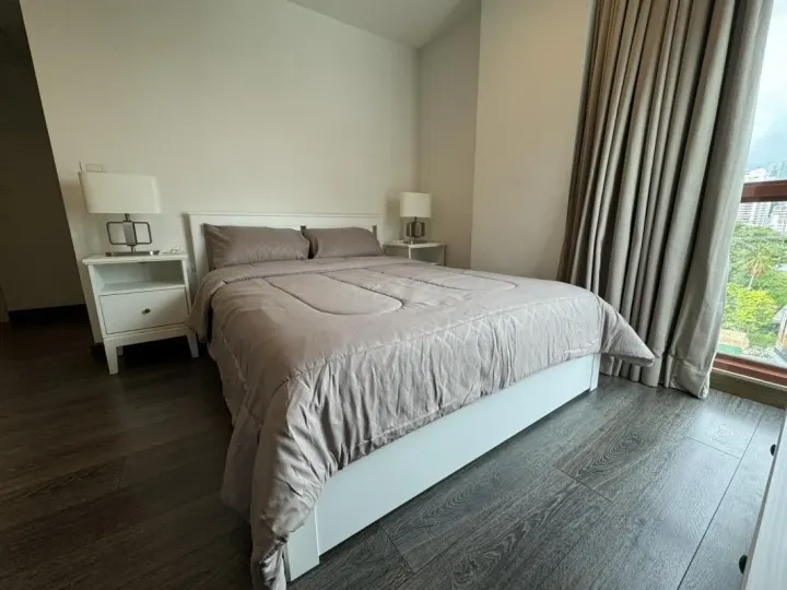 Property photos for The Crest Ruamrudee