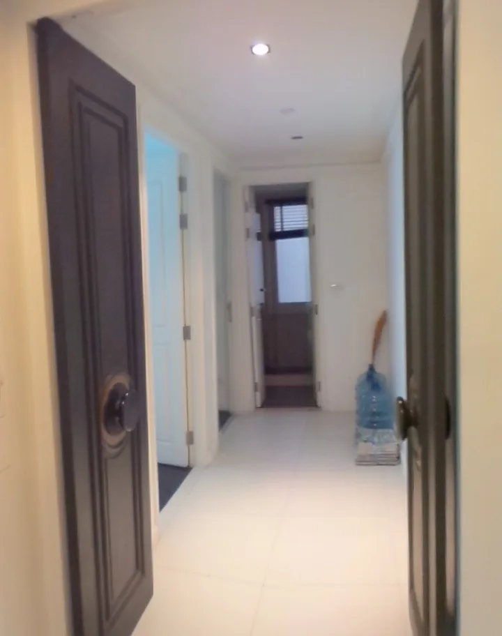 Property photos for MANHATTAN CHIDLOM
