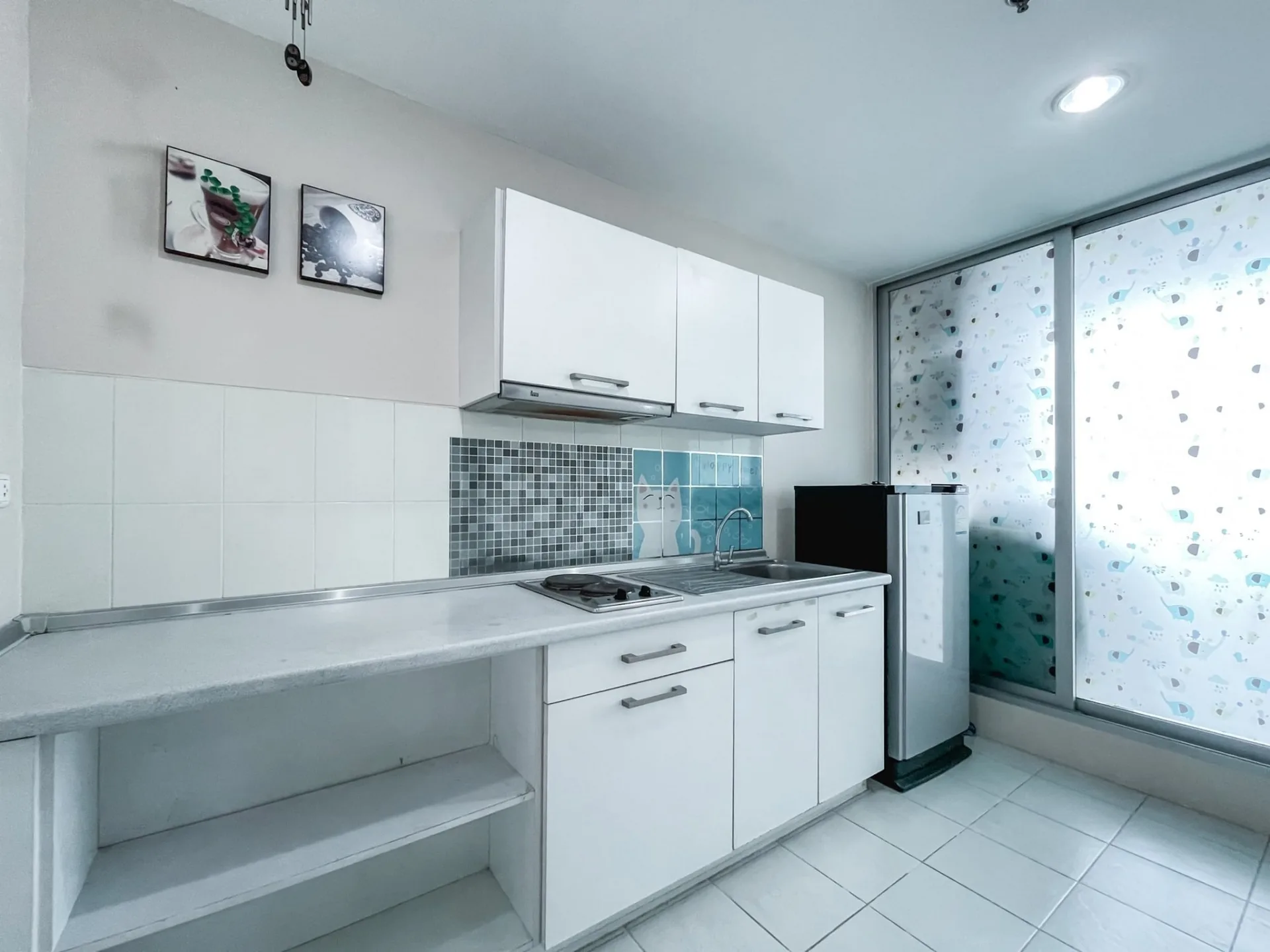 Property photos for Life @ Phahon - Ari