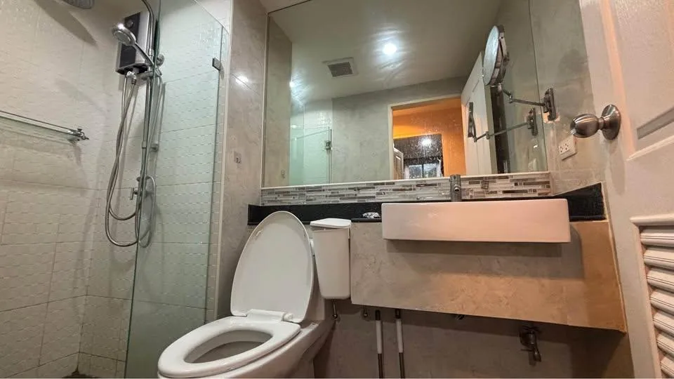 Property photos for The Kris Ratchada