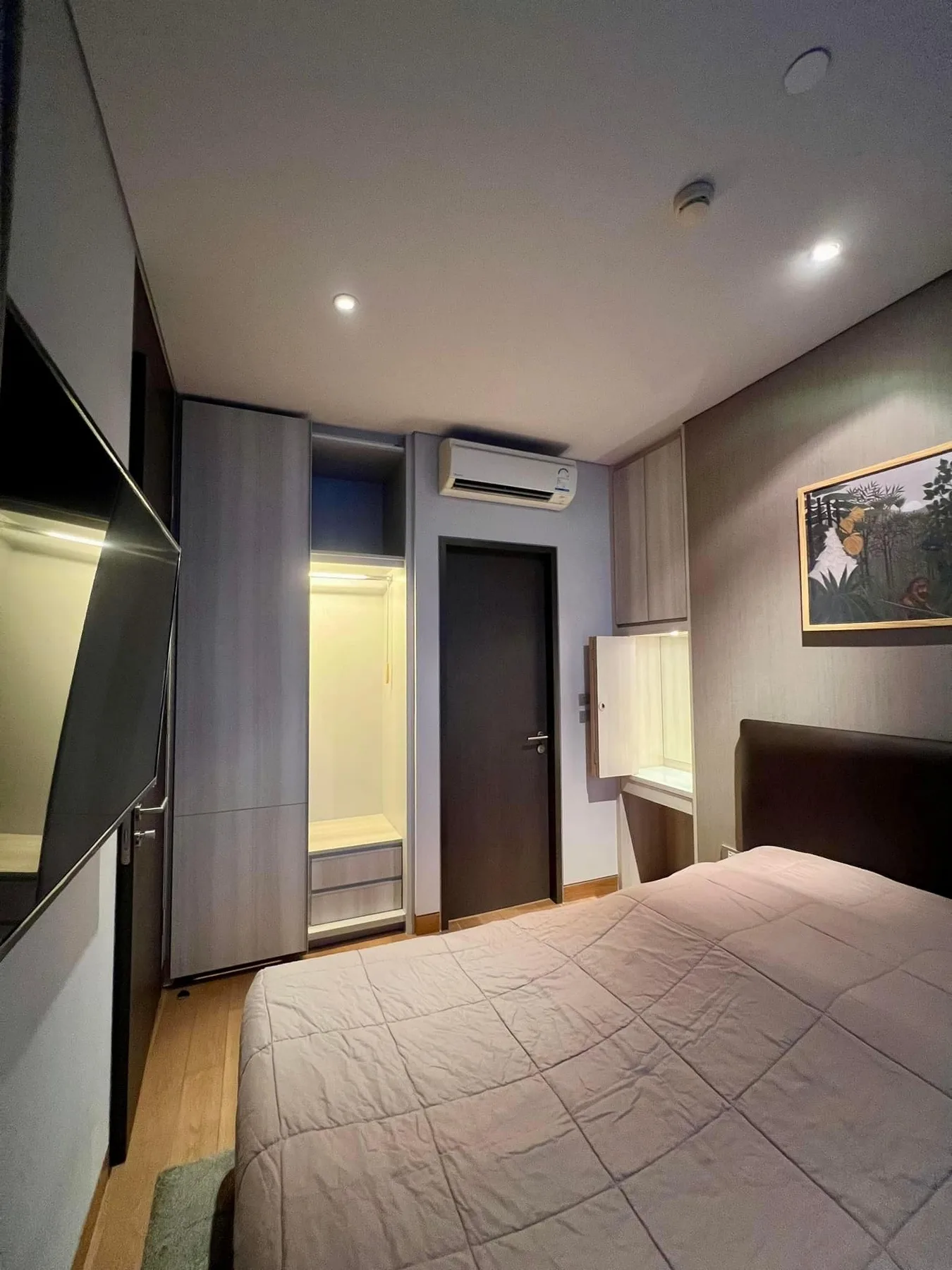 Property photos for The Lumpini 24