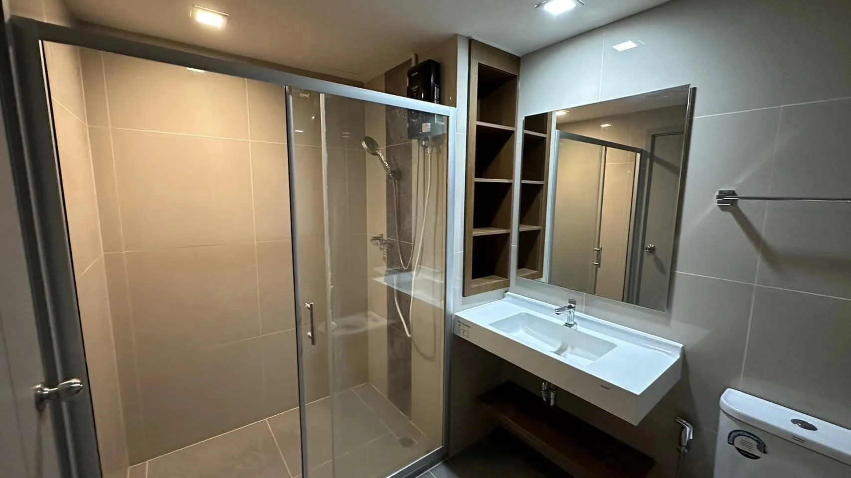Property photos for Ideo Phaholyothin Chatujak