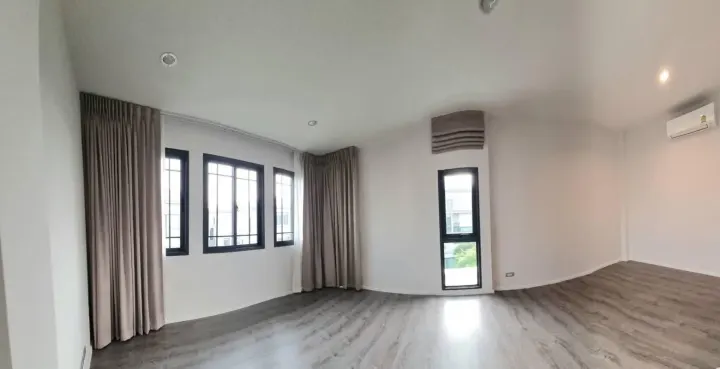 Property photos for The Sonne Srinakarindra-bangna