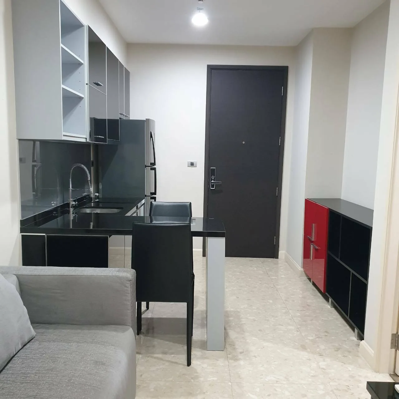 Property photos for The Crest Sukhumvit 34