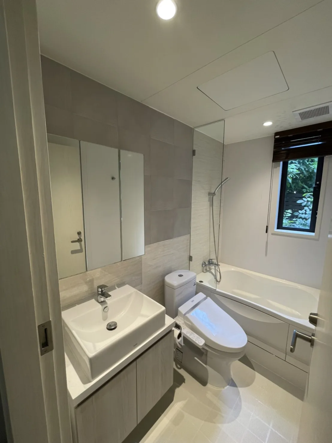 Property photos for Runesu Thonglor 5