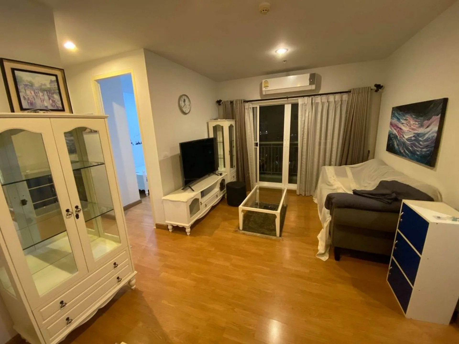 Property photos for The Parkland Grand Taksin