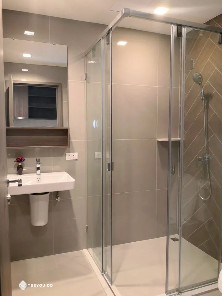 Property photos for THE LINE Phahonyothin Park