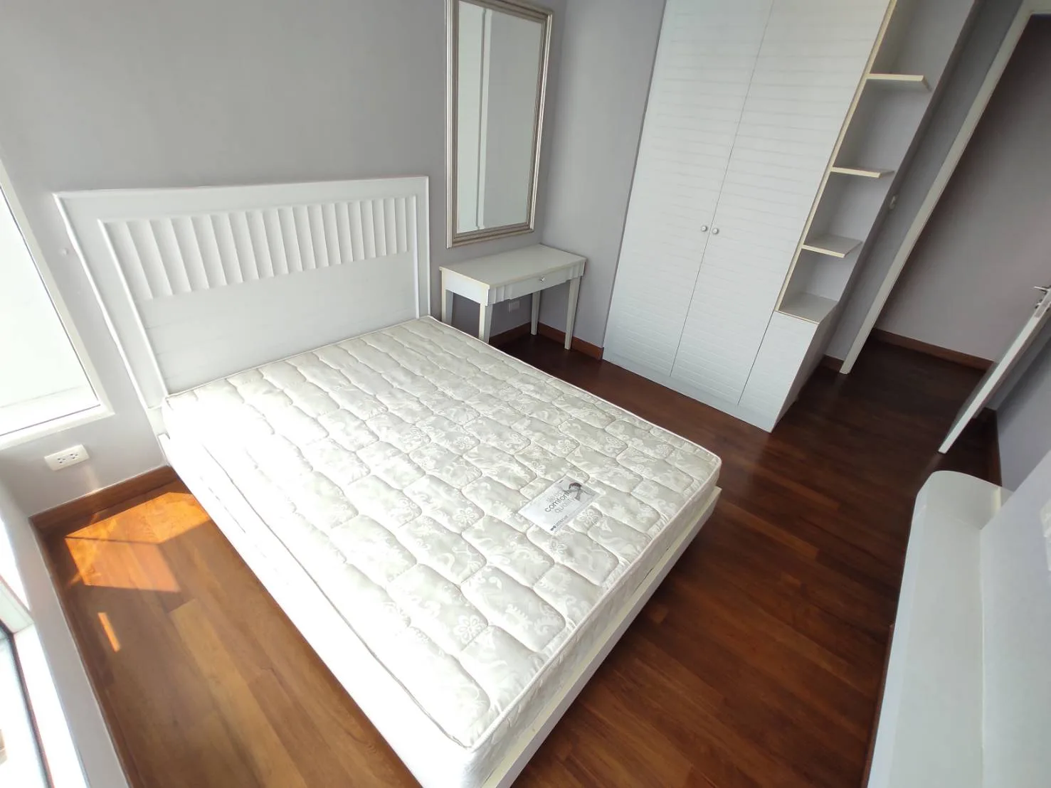 Property photos for Ivy Thonglor