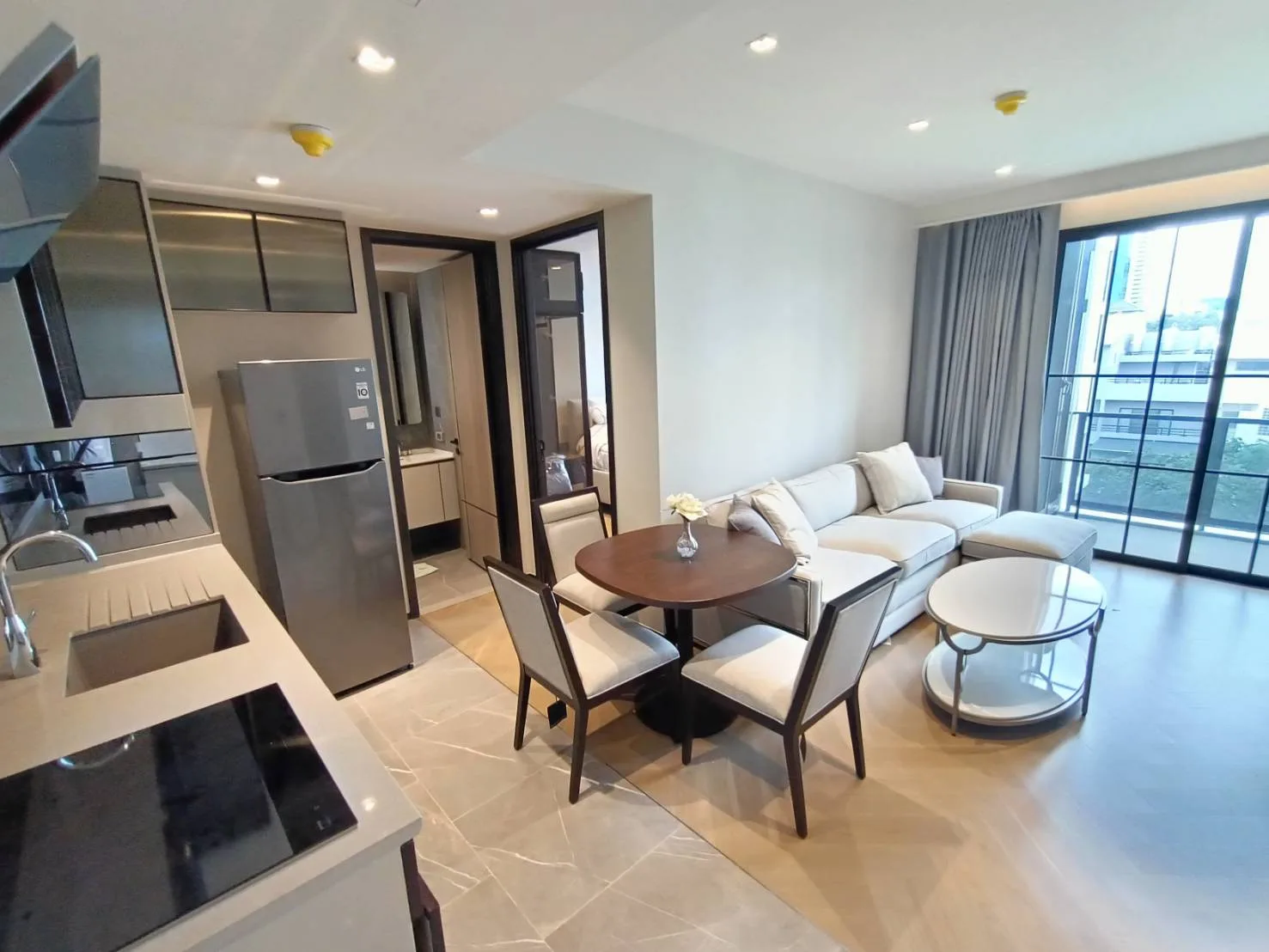 Property photos for The Reserve Sukhumvit 61