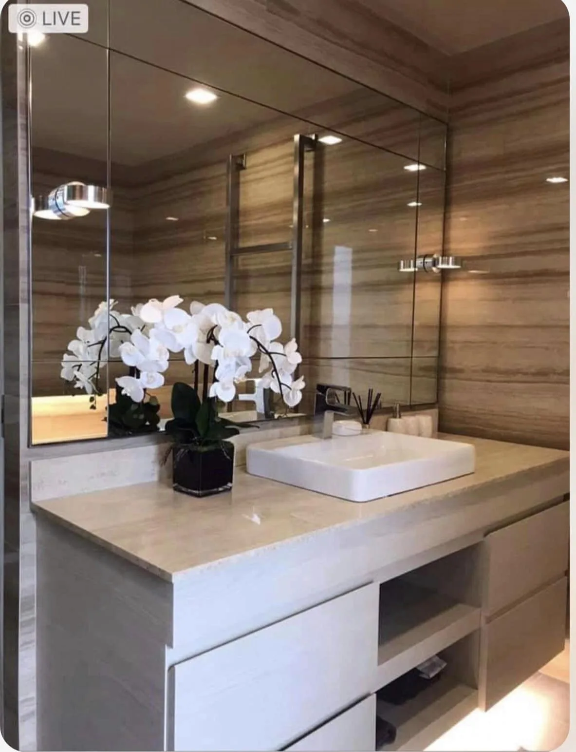 Property photos for Penthouse Condominium 2