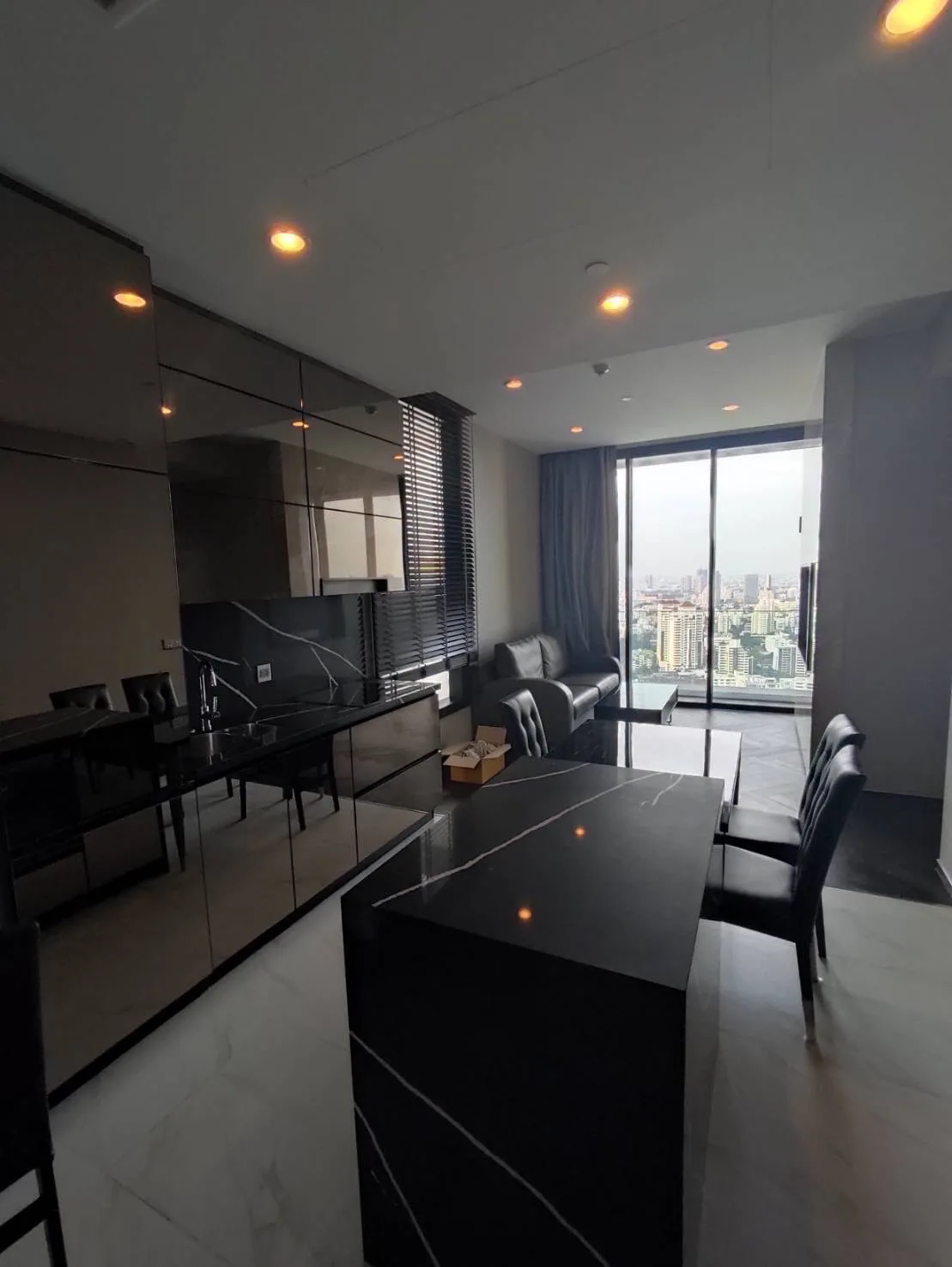 Property photos for The Esse Sukhumvit 36