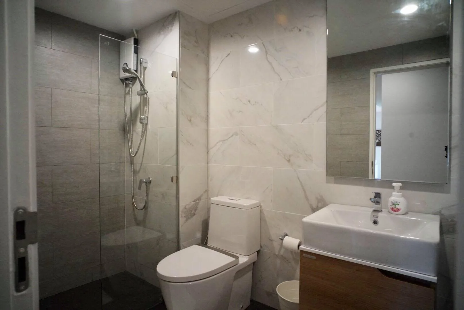 Property photos for Lily House