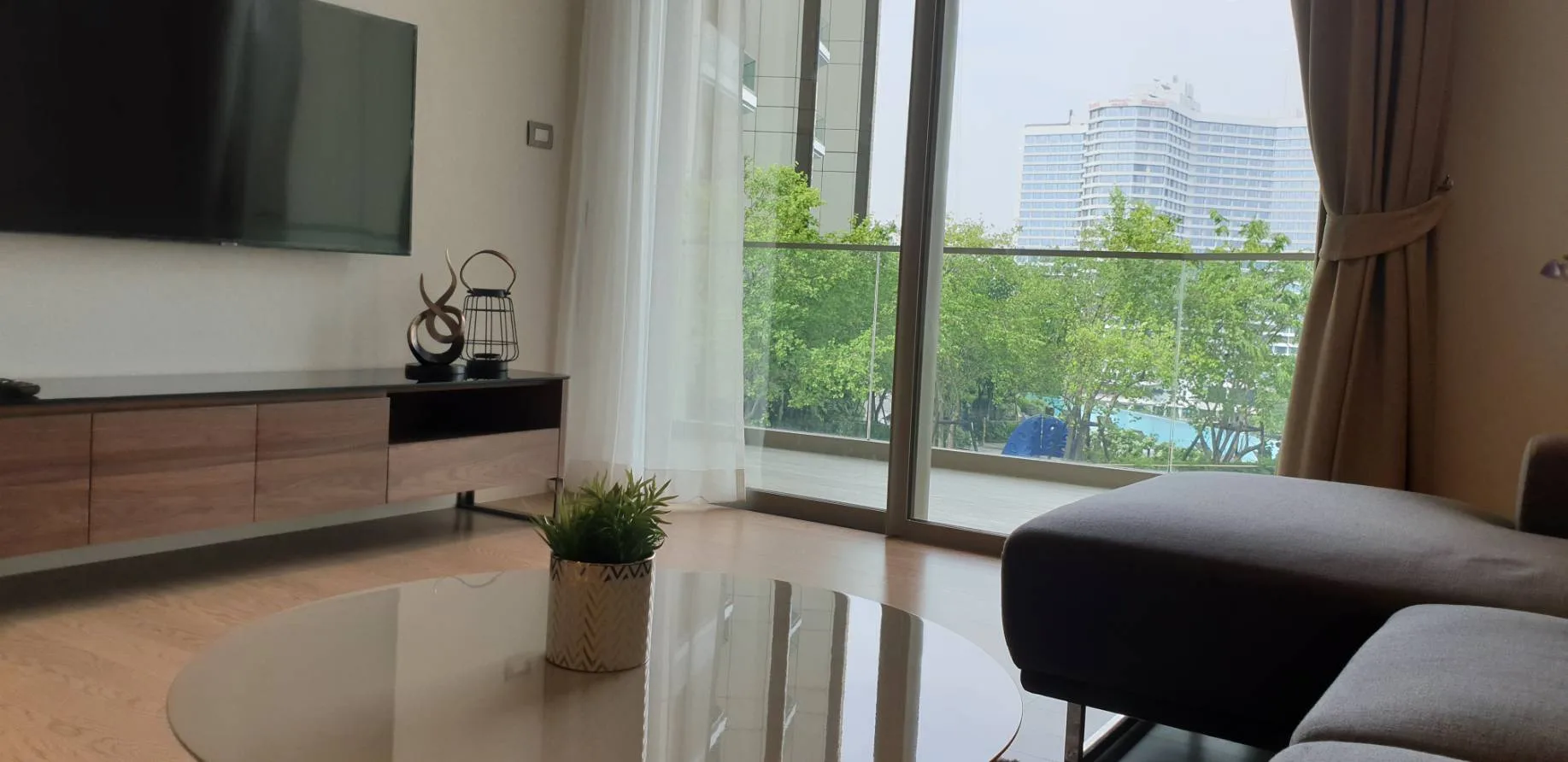 Property photos for Magnolias Waterfront Residences