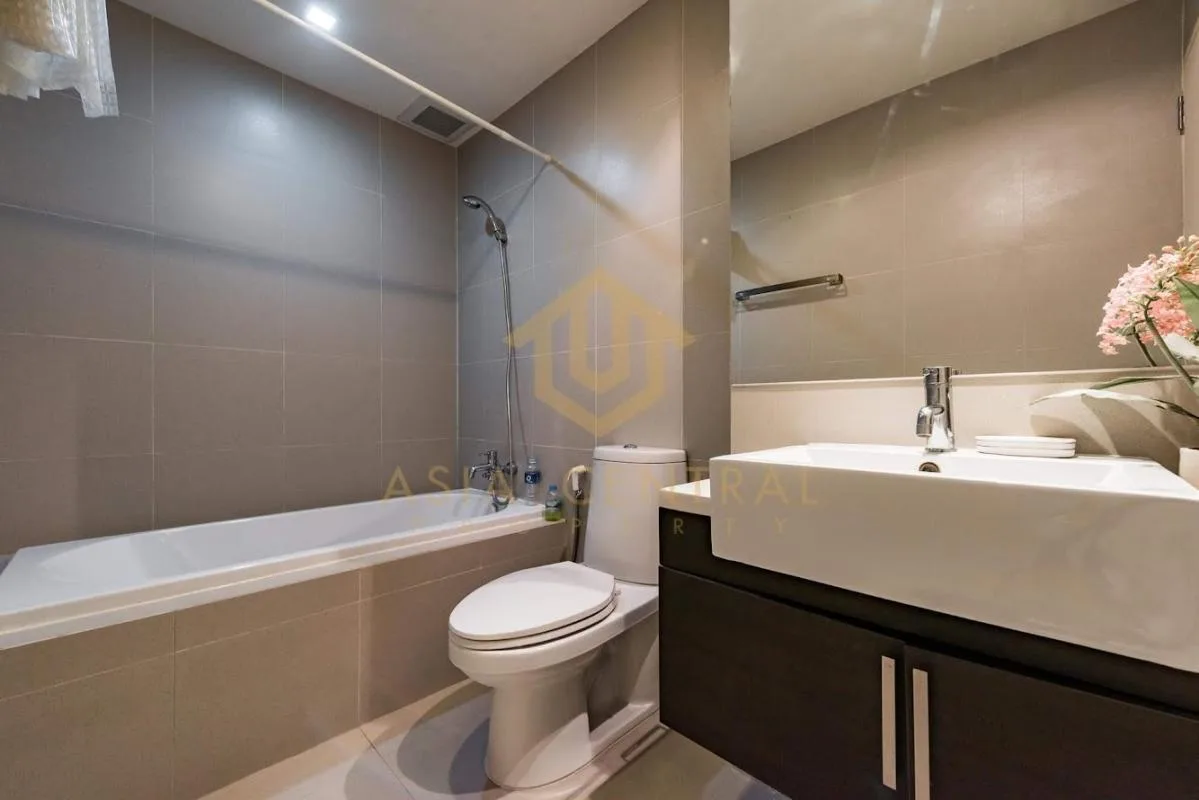 Property photos for Noble Remix