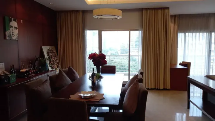 Property photos for Royal Residence Park