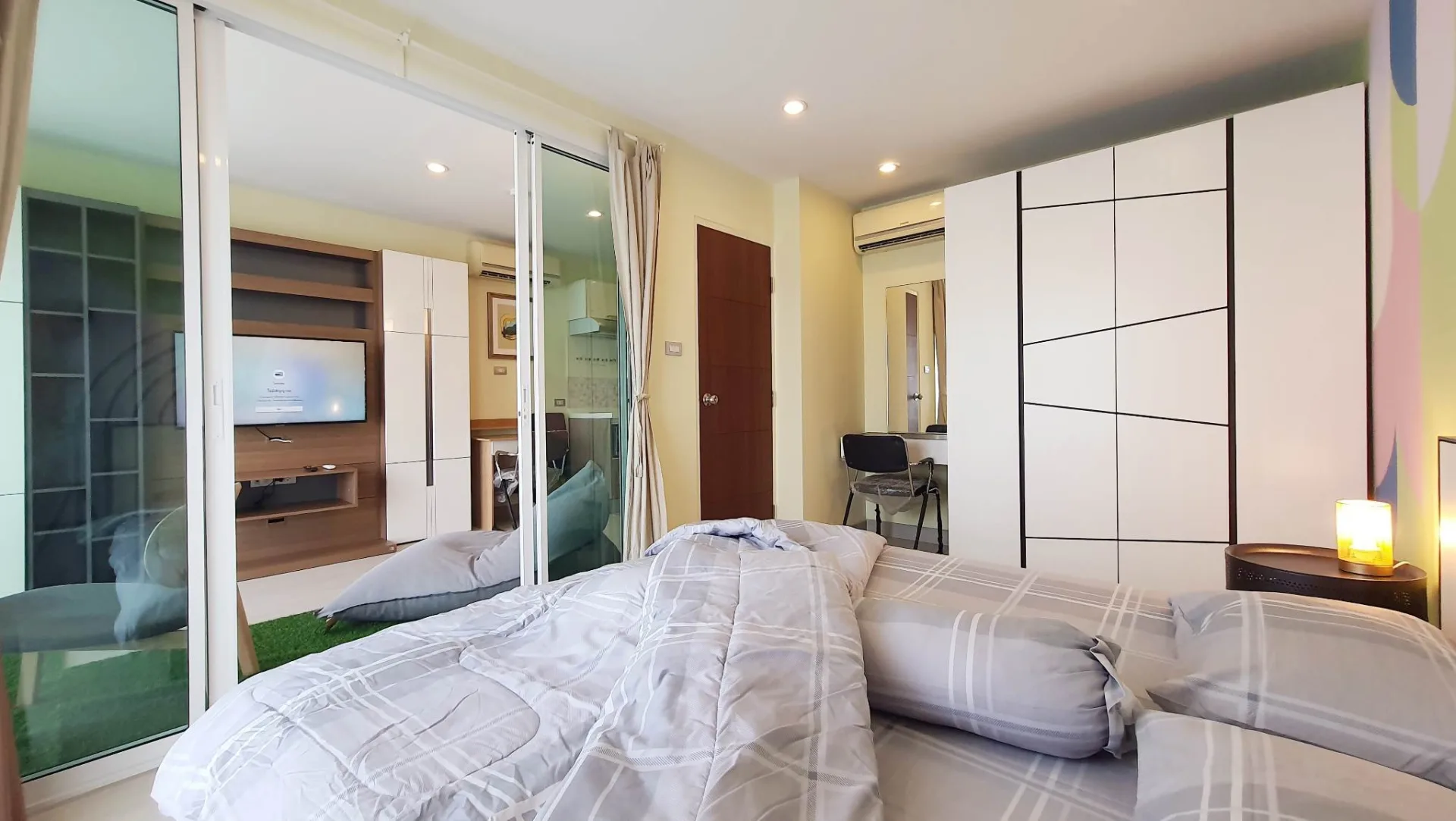 Property photos for Tourmaline Gold Sathorn - Taksin