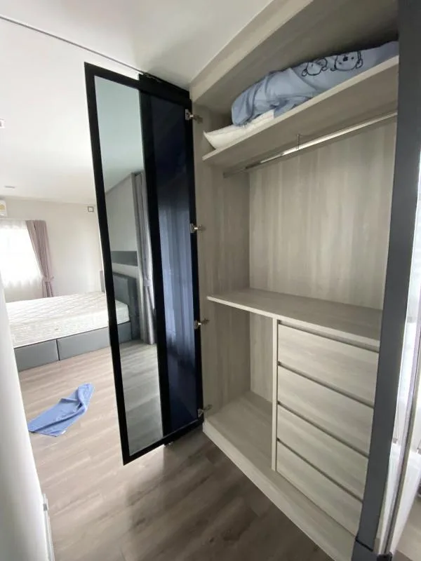 Property photos for Mantana Onnut-Wongwaen 5