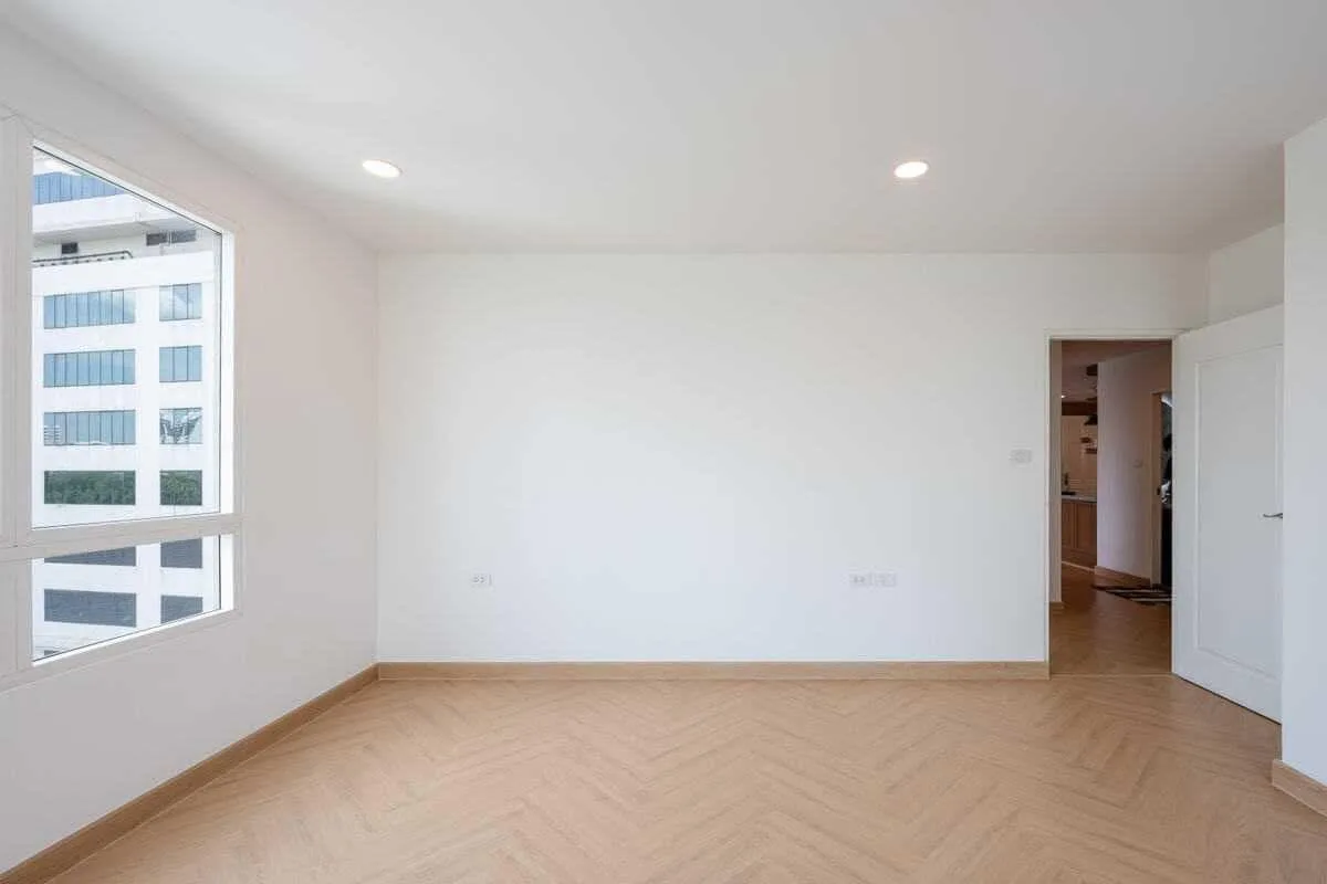 Property photos for Baan Siri Sathorn Suanplu