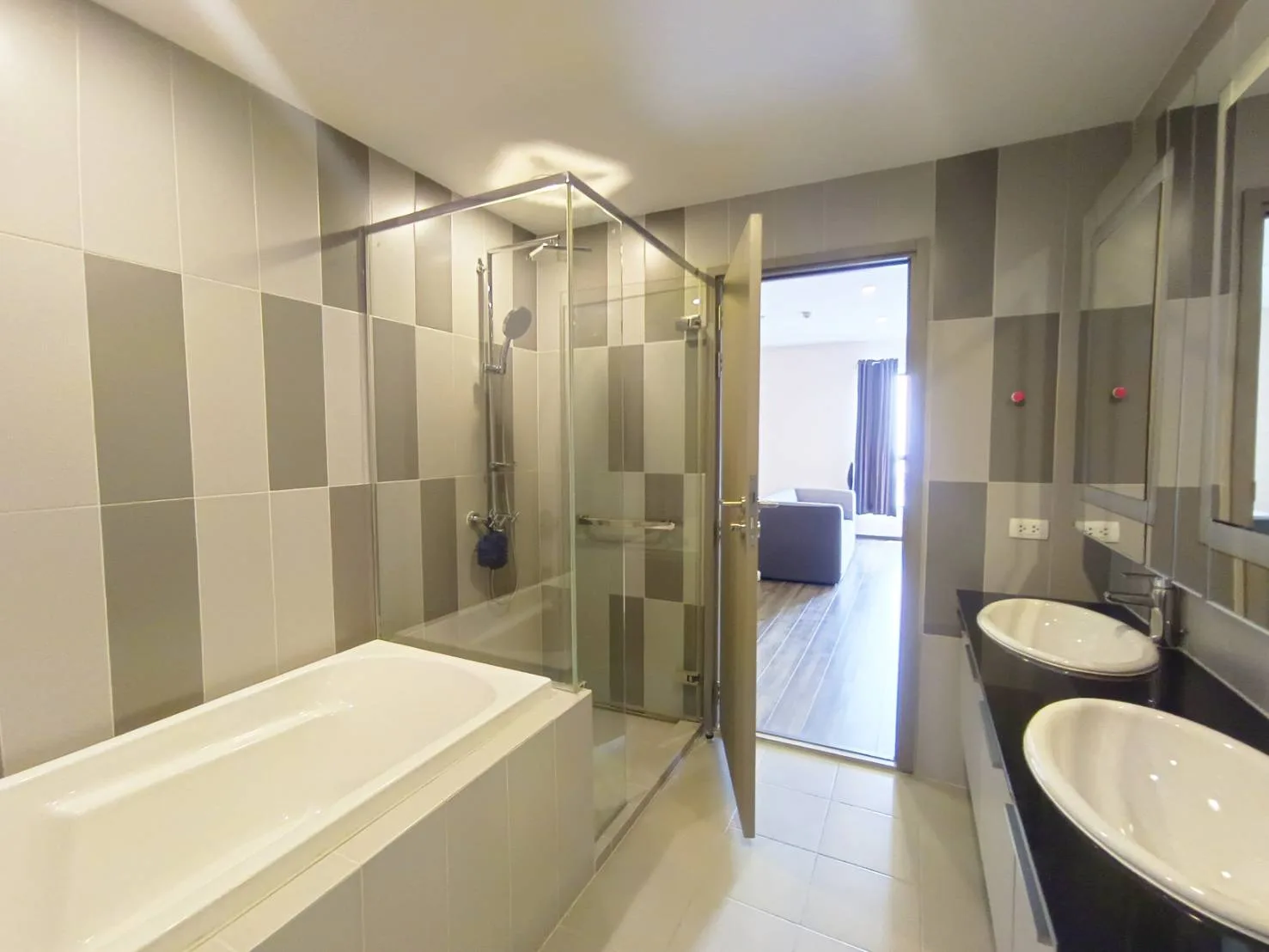 Property photos for Teal Sathorn-taksin